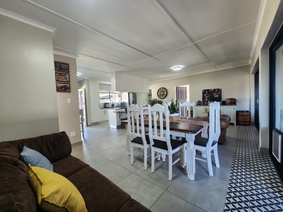 4 Bedroom Property for Sale in Blanco Western Cape